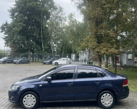 Синий Фольксваген Поло, объемом двигателя 1.6 л и пробегом 270 тыс. км за 4200 $, фото 1 на Automoto.ua