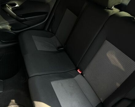 Синій Фольксваген Поло, об'ємом двигуна 1.6 л та пробігом 293 тис. км за 5300 $, фото 17 на Automoto.ua