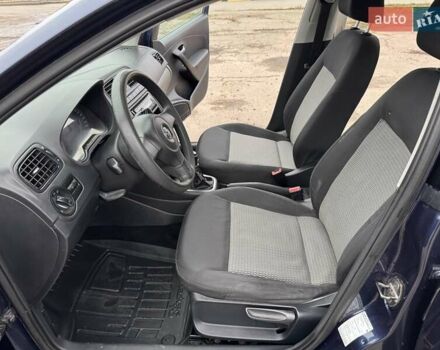 Синій Фольксваген Поло, об'ємом двигуна 1.6 л та пробігом 318 тис. км за 5400 $, фото 17 на Automoto.ua