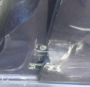 Синий Фольксваген Поло, объемом двигателя 1.6 л и пробегом 410 тыс. км за 3600 $, фото 5 на Automoto.ua