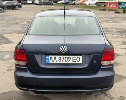 Синій Фольксваген Поло, об'ємом двигуна 1.6 л та пробігом 318 тис. км за 5400 $, фото 3 на Automoto.ua