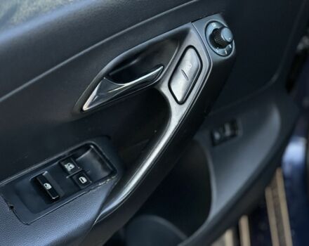 Синій Фольксваген Поло, об'ємом двигуна 1.6 л та пробігом 293 тис. км за 5300 $, фото 22 на Automoto.ua