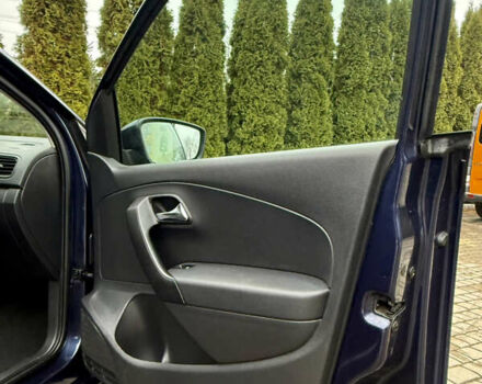 Синий Фольксваген Поло, объемом двигателя 1.6 л и пробегом 108 тыс. км за 8200 $, фото 26 на Automoto.ua