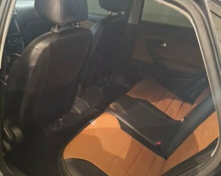 Синий Фольксваген Поло, объемом двигателя 1.6 л и пробегом 300 тыс. км за 8000 $, фото 3 на Automoto.ua