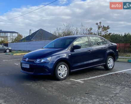 Синий Фольксваген Поло, объемом двигателя 1.6 л и пробегом 292 тыс. км за 5500 $, фото 6 на Automoto.ua