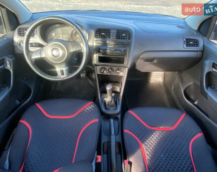 Синий Фольксваген Поло, объемом двигателя 1.6 л и пробегом 292 тыс. км за 5500 $, фото 20 на Automoto.ua