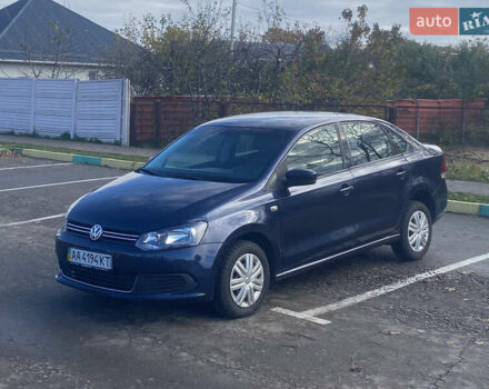 Синий Фольксваген Поло, объемом двигателя 1.6 л и пробегом 292 тыс. км за 5500 $, фото 3 на Automoto.ua