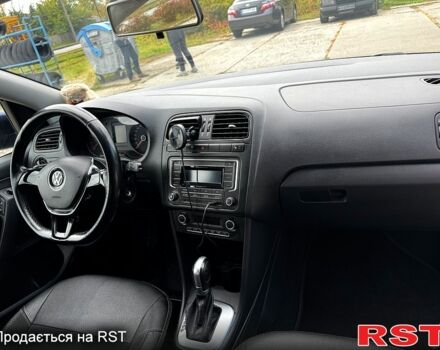 Синий Фольксваген Поло, объемом двигателя 1.4 л и пробегом 166 тыс. км за 10000 $, фото 7 на Automoto.ua