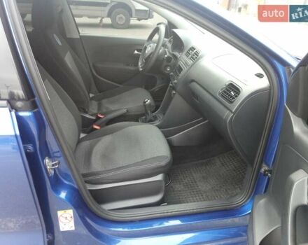 Синий Фольксваген Поло, объемом двигателя 1.39 л и пробегом 185 тыс. км за 10500 $, фото 3 на Automoto.ua