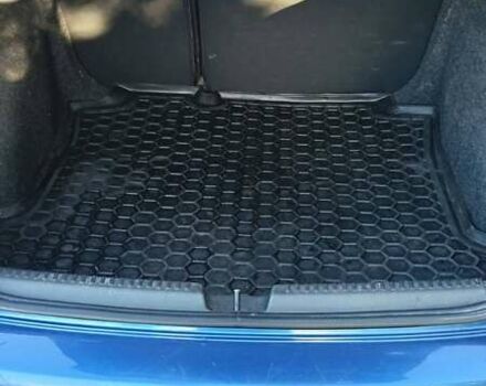 Синий Фольксваген Поло, объемом двигателя 1.4 л и пробегом 140 тыс. км за 8700 $, фото 1 на Automoto.ua