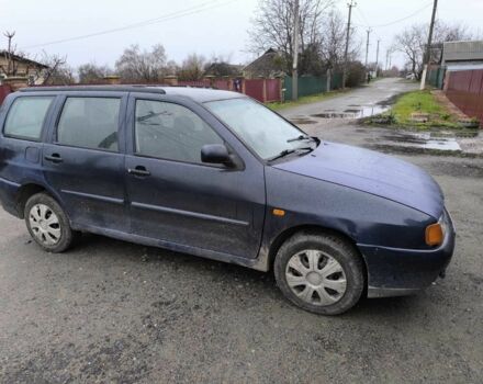 Синий Фольксваген Поло, объемом двигателя 1.6 л и пробегом 250 тыс. км за 945 $, фото 3 на Automoto.ua