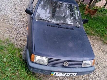 Синий Фольксваген Поло, объемом двигателя 1.4 л и пробегом 300 тыс. км за 800 $, фото 1 на Automoto.ua