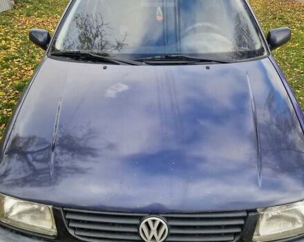 Синий Фольксваген Поло, объемом двигателя 1 л и пробегом 289 тыс. км за 1500 $, фото 1 на Automoto.ua