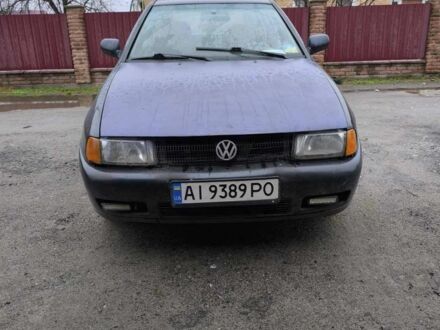 Синий Фольксваген Поло, объемом двигателя 1.6 л и пробегом 250 тыс. км за 945 $, фото 1 на Automoto.ua