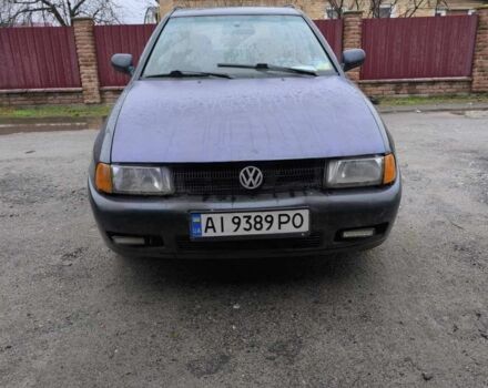 Синий Фольксваген Поло, объемом двигателя 1.6 л и пробегом 250 тыс. км за 945 $, фото 1 на Automoto.ua