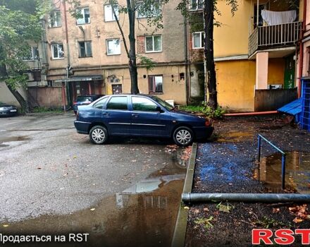 Синій Фольксваген Поло, об'ємом двигуна 1.6 л та пробігом 250 тис. км за 1100 $, фото 1 на Automoto.ua