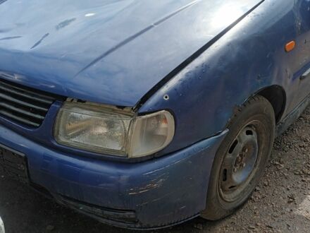 Фольксваген Поло 1998 у Харкові на Automoto.ua Синій Фольксваген Поло, об'ємом двигуна 0 л та пробігом 100 тис. км за 500 $, фото 1 на Automoto.ua