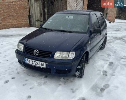 Синий Фольксваген Поло, объемом двигателя 1.4 л и пробегом 245 тыс. км за 3000 $, фото 1 на Automoto.ua