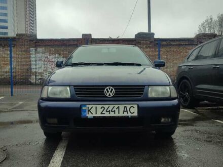 Синий Фольксваген Поло, объемом двигателя 1.6 л и пробегом 240 тыс. км за 2500 $, фото 1 на Automoto.ua