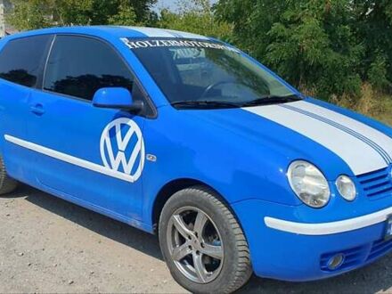 Синий Фольксваген Поло, объемом двигателя 1.2 л и пробегом 240 тыс. км за 4000 $, фото 1 на Automoto.ua