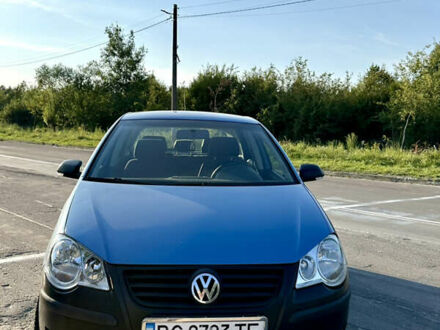 Синий Фольксваген Поло, объемом двигателя 1.2 л и пробегом 265 тыс. км за 3650 $, фото 1 на Automoto.ua