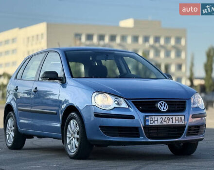 Синий Фольксваген Поло, объемом двигателя 1.4 л и пробегом 230 тыс. км за 4900 $, фото 1 на Automoto.ua