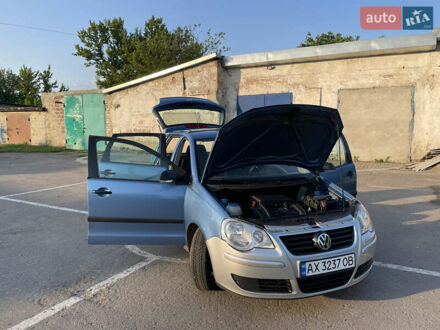 Фольксваген Поло 2008 в Первомайском на Automoto.ua Синий Фольксваген Поло, объемом двигателя 1.39 л и пробегом 345 тыс. км за 3990 $, фото 1 на Automoto.ua