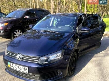 Фольксваген Поло 2011 в Киеве на Automoto.ua Синий Фольксваген Поло, объемом двигателя 1.6 л и пробегом 204 тыс. км за 5800 $, фото 1 на Automoto.ua