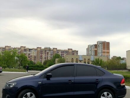 Фольксваген Поло 2013 в Киеве на Automoto.ua Синий Фольксваген Поло, объемом двигателя 16 л и пробегом 206 тыс. км за 7447 $, фото 1 на Automoto.ua