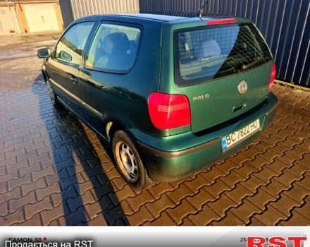 Зелений Фольксваген Поло, об'ємом двигуна 1.4 л та пробігом 220 тис. км за 1450 $, фото 2 на Automoto.ua