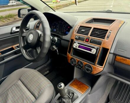 Зеленый Фольксваген Поло, объемом двигателя 1.4 л и пробегом 300 тыс. км за 3150 $, фото 16 на Automoto.ua