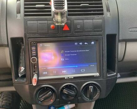 Зелений Фольксваген Поло, об'ємом двигуна 1.4 л та пробігом 327 тис. км за 3500 $, фото 16 на Automoto.ua