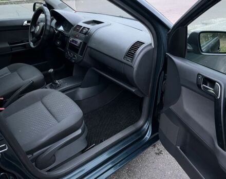 Зеленый Фольксваген Поло, объемом двигателя 1.4 л и пробегом 380 тыс. км за 2850 $, фото 11 на Automoto.ua