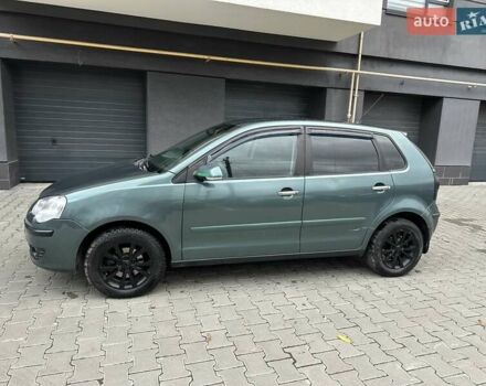 Зеленый Фольксваген Поло, объемом двигателя 1.39 л и пробегом 257 тыс. км за 4999 $, фото 5 на Automoto.ua