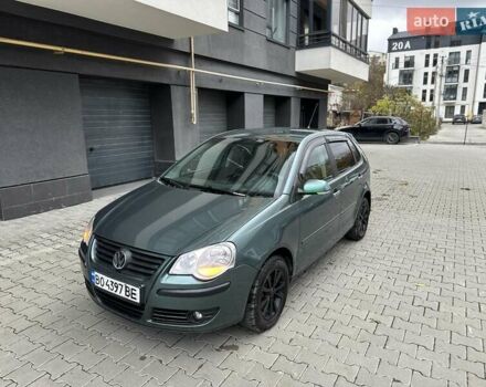 Зеленый Фольксваген Поло, объемом двигателя 1.39 л и пробегом 257 тыс. км за 4999 $, фото 2 на Automoto.ua