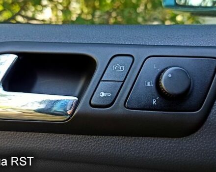 Зеленый Фольксваген Поло, объемом двигателя 1.4 л и пробегом 125 тыс. км за 6000 $, фото 3 на Automoto.ua