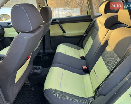 Зеленый Фольксваген Поло, объемом двигателя 1.4 л и пробегом 265 тыс. км за 4900 $, фото 12 на Automoto.ua