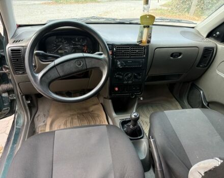 Зеленый Фольксваген Поло, объемом двигателя 1.4 л и пробегом 555 тыс. км за 1375 $, фото 12 на Automoto.ua