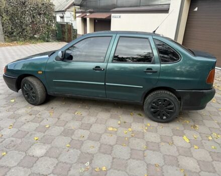 Зеленый Фольксваген Поло, объемом двигателя 1.4 л и пробегом 555 тыс. км за 1375 $, фото 7 на Automoto.ua