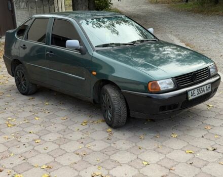 Зеленый Фольксваген Поло, объемом двигателя 1.4 л и пробегом 555 тыс. км за 1375 $, фото 2 на Automoto.ua