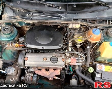 Фольксваген Поло 1998 у Снигиревке на Automoto.ua Зелений Фольксваген Поло, об'ємом двигуна 1.4 л та пробігом 170 тис. км за 1750 $, фото 9 на Automoto.ua