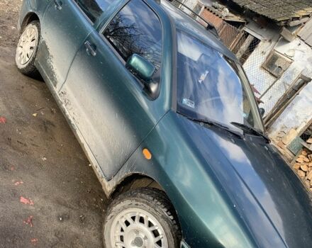 Зеленый Фольксваген Поло, объемом двигателя 1.4 л и пробегом 247 тыс. км за 1900 $, фото 1 на Automoto.ua