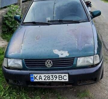 Фольксваген Поло 1997 в Киеве на Automoto.ua Зеленый Фольксваген Поло, объемом двигателя 1.4 л и пробегом 320 тыс. км за 2000 $, фото 1 на Automoto.ua