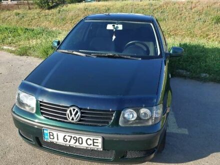 Зелений Фольксваген Поло, об'ємом двигуна 1 л та пробігом 270 тис. км за 3800 $, фото 1 на Automoto.ua