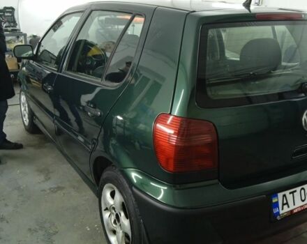 Зеленый Фольксваген Поло, объемом двигателя 1 л и пробегом 238 тыс. км за 3200 $, фото 1 на Automoto.ua