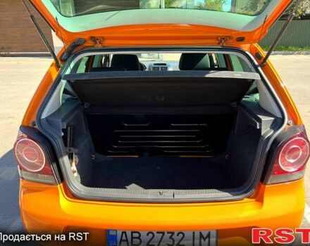 Оранжевый Фольксваген Поло, объемом двигателя 1.4 л и пробегом 222 тыс. км за 5000 $, фото 8 на Automoto.ua
