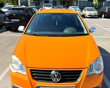 Оранжевый Фольксваген Поло, объемом двигателя 1.4 л и пробегом 222 тыс. км за 5000 $, фото 1 на Automoto.ua