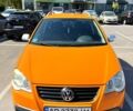 Оранжевый Фольксваген Поло, объемом двигателя 1.4 л и пробегом 222 тыс. км за 5000 $, фото 1 на Automoto.ua