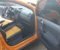 Помаранчевий Фольксваген Поло, об'ємом двигуна 1.2 л та пробігом 186 тис. км за 5000 $, фото 3 на Automoto.ua