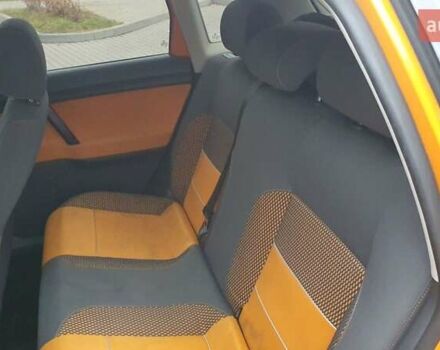 Помаранчевий Фольксваген Поло, об'ємом двигуна 1.2 л та пробігом 186 тис. км за 5000 $, фото 5 на Automoto.ua